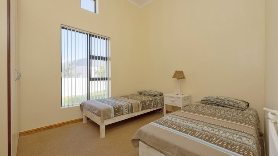3 Bedroom Property for Sale in Struisbaai Western Cape